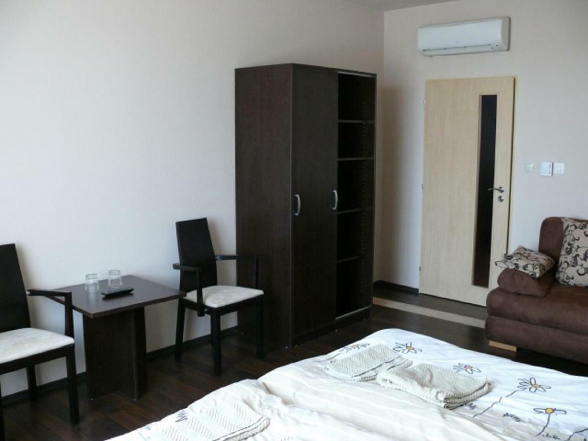 Aquasleep II Otel Veľký Meder Dış mekan fotoğraf