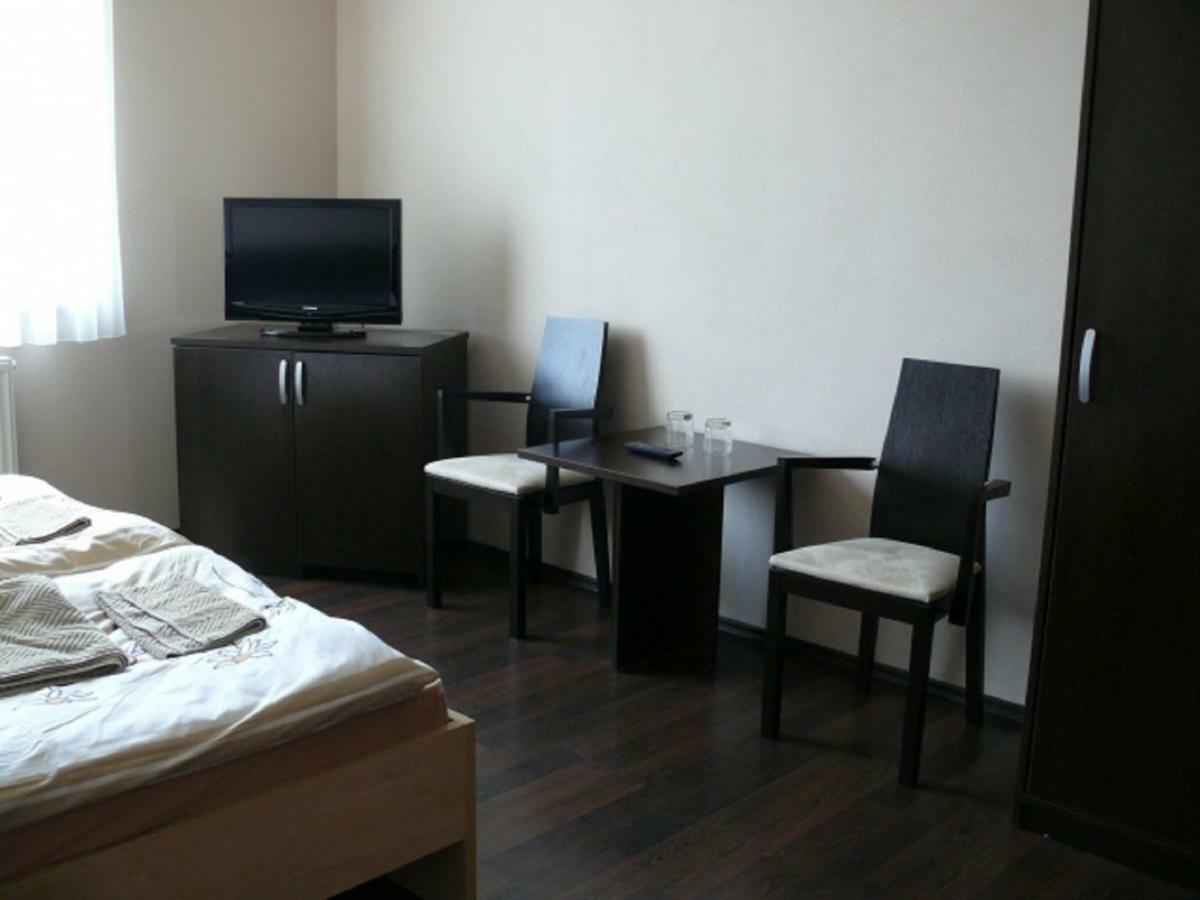 Aquasleep II Otel Veľký Meder Dış mekan fotoğraf